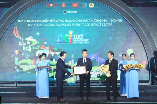 Herbalife Việt Nam được VCCI vinh danh trong lĩnh vực thương mại, dịch vụ.